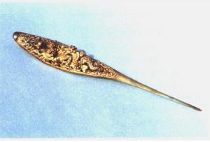 鎏金龍紋銀簪 鎏金龍紋銀簪