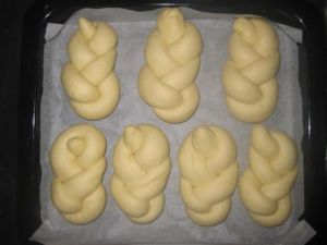 芝麻麻花包 芝麻麻花包