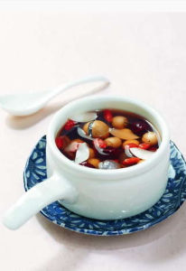 紅棗桂圓蓮子百合枸杞糖水 紅棗桂圓蓮子百合枸杞糖水