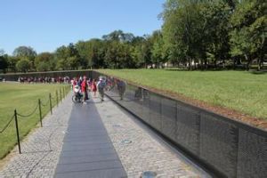 華盛頓越戰紀念碑