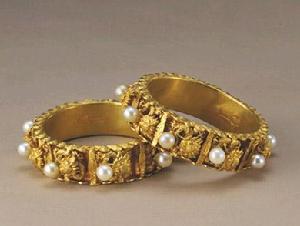 金鑲九龍戲珠手鐲 金鑲九龍戲珠手鐲