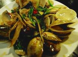 九層塔炒牡蠣 九層塔炒牡蠣