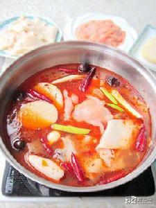 香辣大盤雞火鍋 香辣大盤雞火鍋