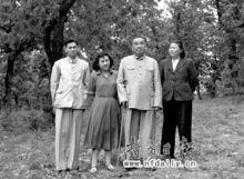 朱敏(左二)與丈夫劉錚、朱德夫婦