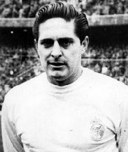 里亞爾[西班牙足球運動員]