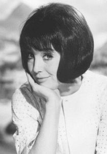 尤娜·斯塔布斯 尤娜·斯塔布斯