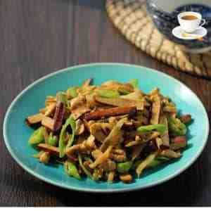 榨菜炒雞絲 榨菜炒雞絲