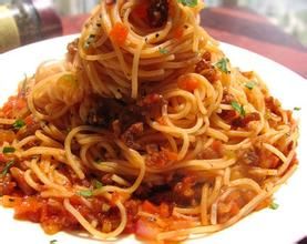 肉醬菠菜意大利麵