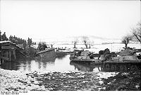 德軍利用法國製造的H39坦克渡河