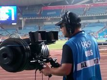 一個人操作搖臂