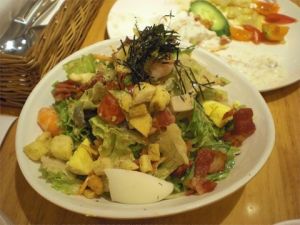 康別內馨色拉 康別內馨色拉