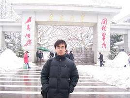 李文飛[南京大學物理系教授]