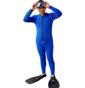 （圖）潛水服