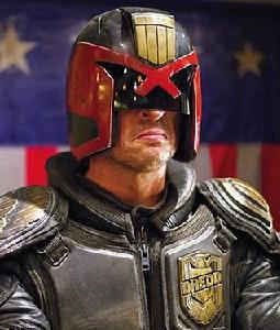 特警判官[2012年彼得·特拉維斯執導電影]