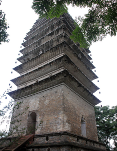 樂山靈寶塔  近景