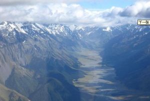 南阿爾卑斯山脈 南阿爾卑斯山脈