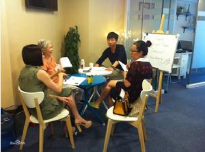 朗時英語相關圖片