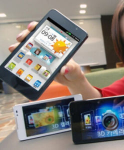 LG P720（Optimus 3D MAX）