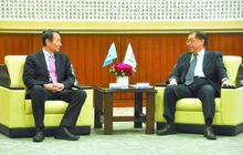 蔣潔敏率團訪問台灣中油公司