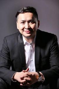 何強[三好網創始人]