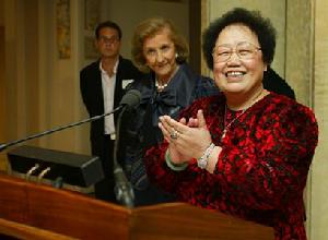 陳麗華---富華國際 陳麗華---富華國際
