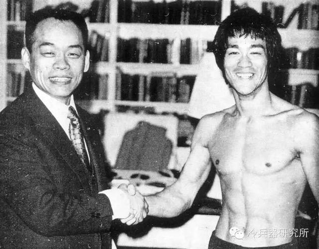 揭秘李小龍生平的十位師友 揭秘李小龍生平的十位師友