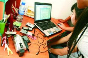 被包養情結 被包養情結