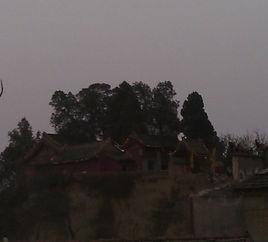 交龍寺[位於天水麥積區馬跑泉鎮新勝村]