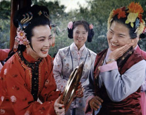 趙麗蓉在《紅樓夢》中飾演“劉姥姥”