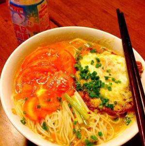 茄汁煎蛋面 茄汁煎蛋面