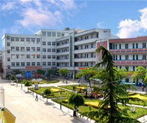 西和一中 西和一中