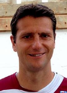 塞薩爾·帕拉西奧斯 塞薩爾·帕拉西奧斯