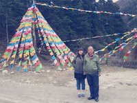 陳帥佛與太太在波密