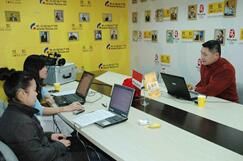 受邀搜房論壇，為網友做風水講座。