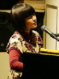 小林未郁 小林未郁