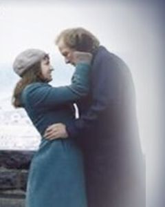 咖啡館裡的女孩 咖啡館裡的女孩