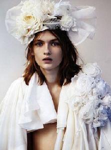 Lara Mullen Lara Mullen