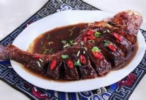 煎燜大黃魚 煎燜大黃魚