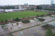 校園操場、籃球場