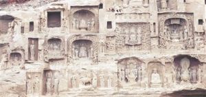 在潼南縣發現的雕刻精美、題材豐富的唐宋古佛像。