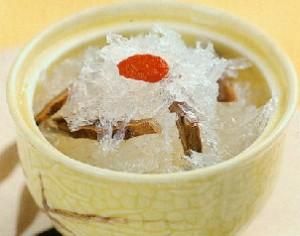 燕窩冰糖燉梨 燕窩冰糖燉梨