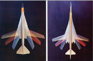 變後掠翼的波音 2707-100