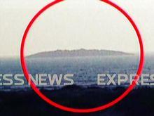 冒出小島（新華網供圖）