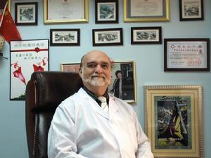 佐治·法戈先生