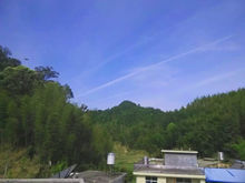 曾經賴以為生的紙槽已無處可覓，竹山仍存 