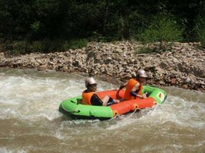 金坑峽漂流 金坑峽漂流