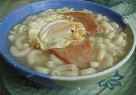 燻肉蛋通粉 燻肉蛋通粉