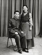 阿沛&middot;阿旺晉美與夫人阿沛&middot;才旦卓嘎