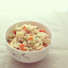 豌豆胡蘿蔔燜飯 豌豆胡蘿蔔燜飯
