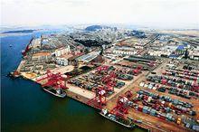 繁忙的防城港碼頭